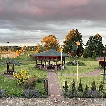 Dobre Miejsce- Letniskowe Nad Stawem