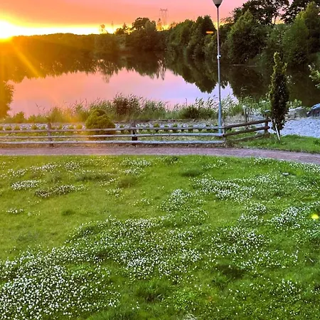 Dobre Miejsce- Letniskowe Nad Stawem Sianow