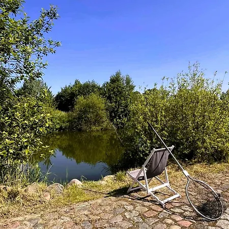 Dobre Miejsce- Letniskowe Nad Stawem Lodge