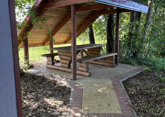 Dobre Miejsce- Letniskowe Nad Stawem