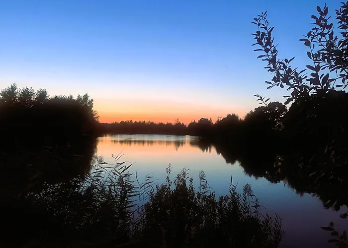 Dobre Miejsce- Letniskowe Nad Stawem ロッジ