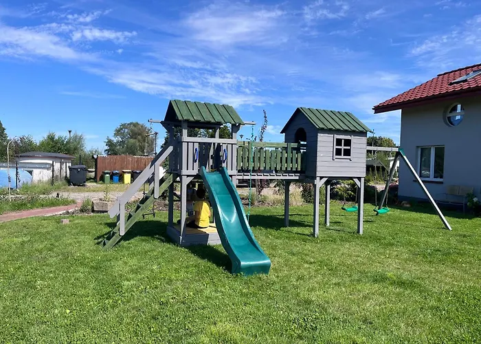 Dobre Miejsce- Letniskowe Nad Stawem ロッジ