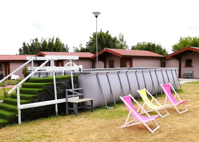 Dobre Miejsce- Letniskowe Nad Stawem *